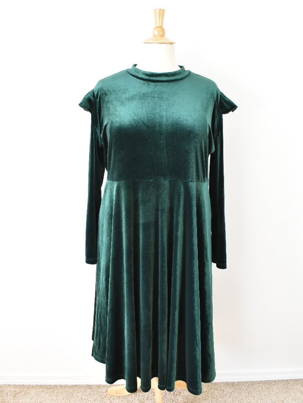 Ivy City Co La La Lady Velvet Ruffle Dress - 4X